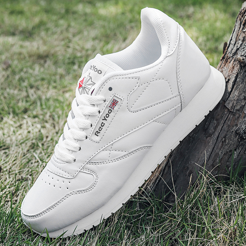 軽量カップルシューズ 大きいサイズのカジュアルメンズシューズ - Sneaker Career のレビューと価格